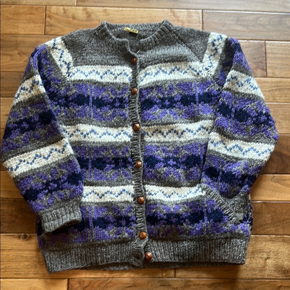 Vtg Nordic fair isle handknit cardigan wool sweater
